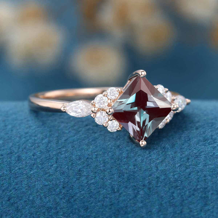 Princess cut Alexandrite | Diamond Engagement ring 