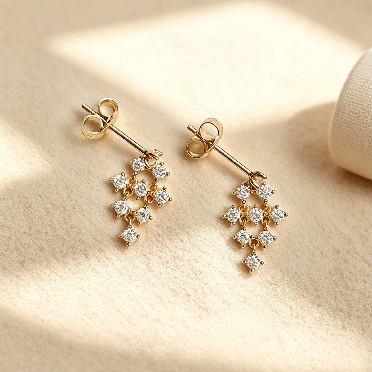 Round Lab grown Diamond Drop Earrings Set