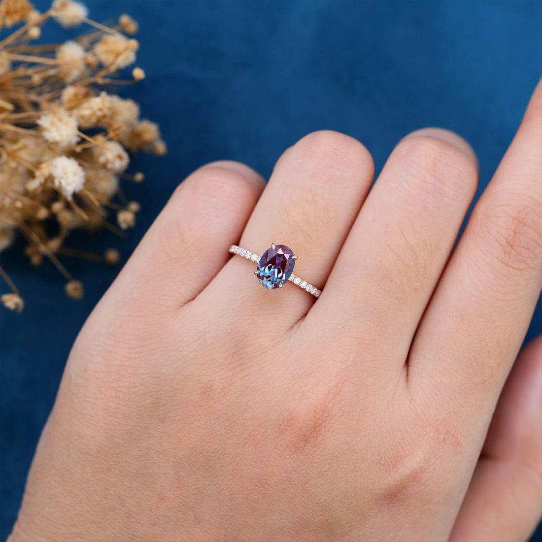 Oval cut Lab Alexandrite | Diamond Engagement ring