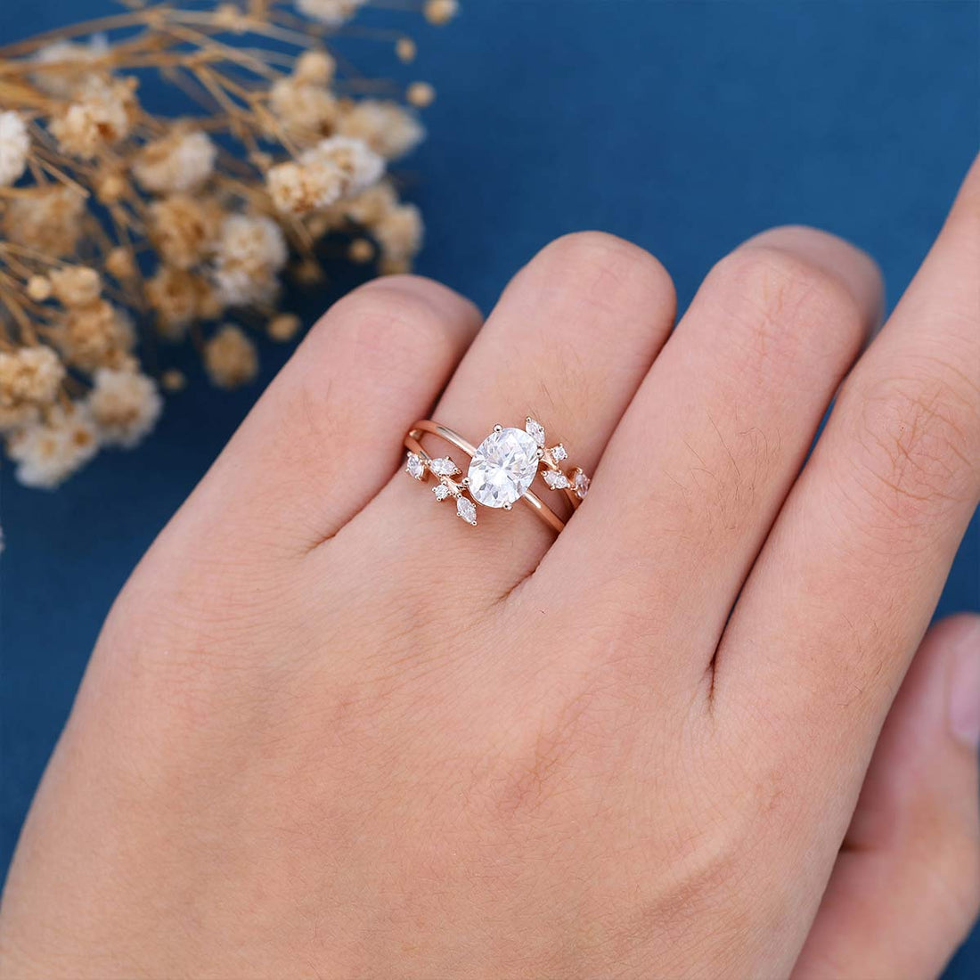 Oval cut Moissanite Engagement ring