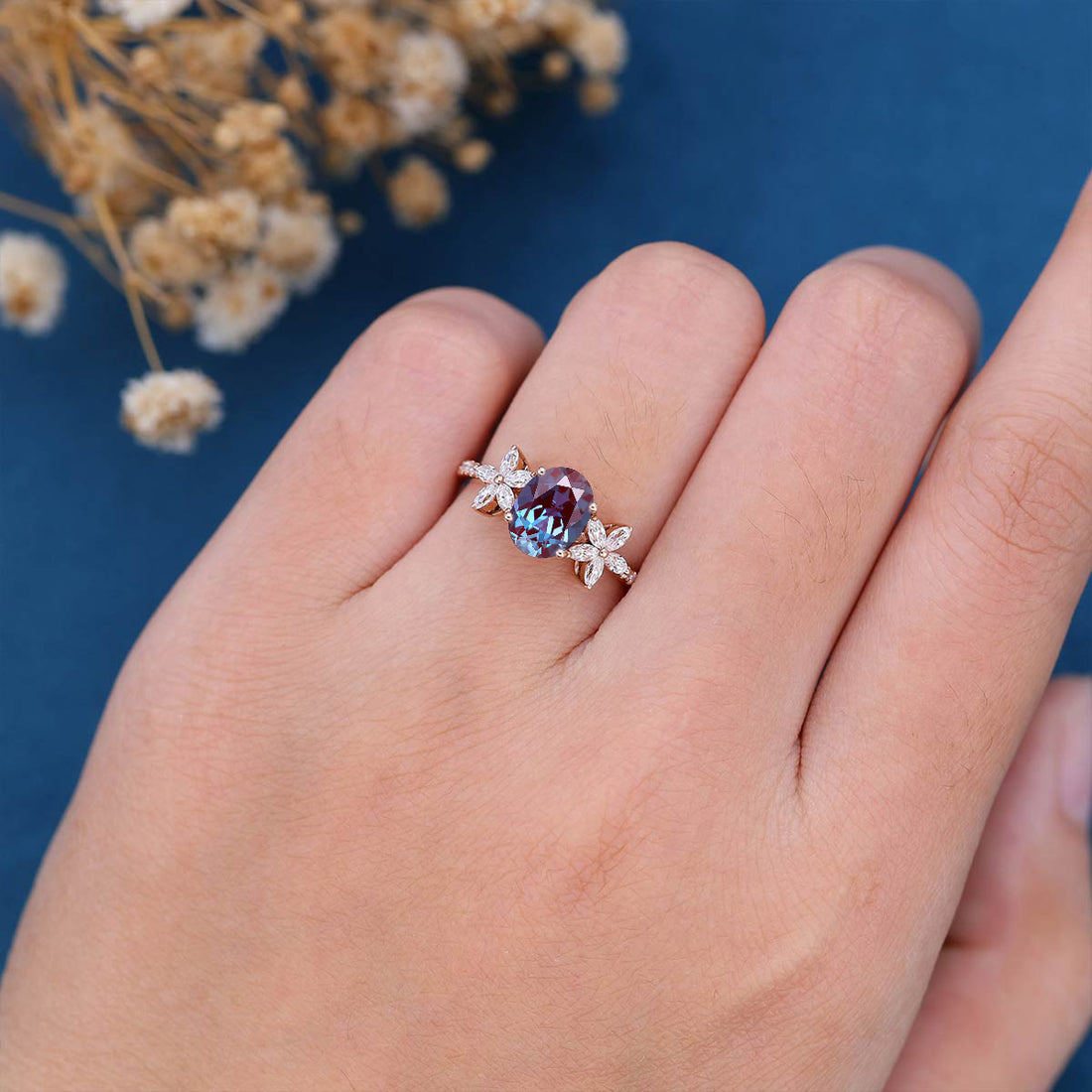 Oval cut Lab Alexandrite | Diamond Engagement ring