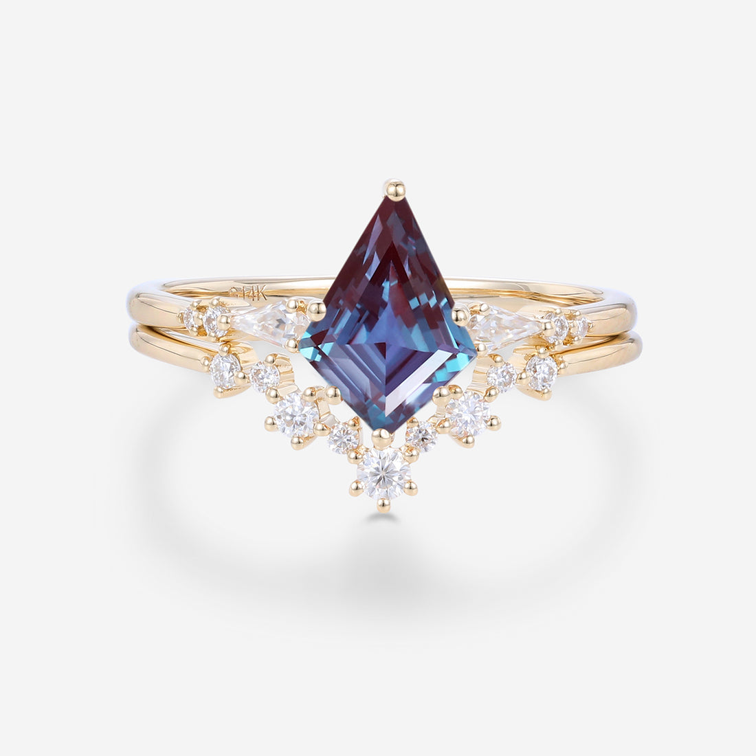 Kite Cut Alexandrite | Diamond  Ring set