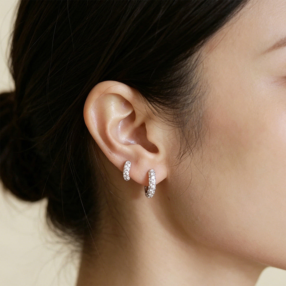 Lab grown Diamonds Hold Hoop Earrings Set