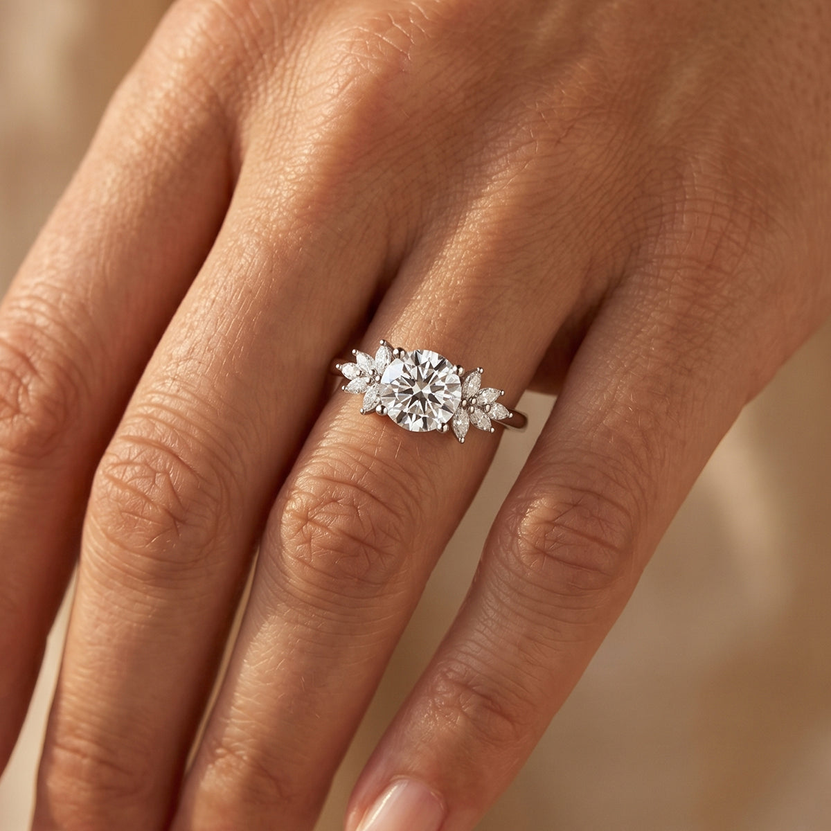 1.0CT~5.0CT Round cut Lab Grown Diamond Cluster Engagement Ring