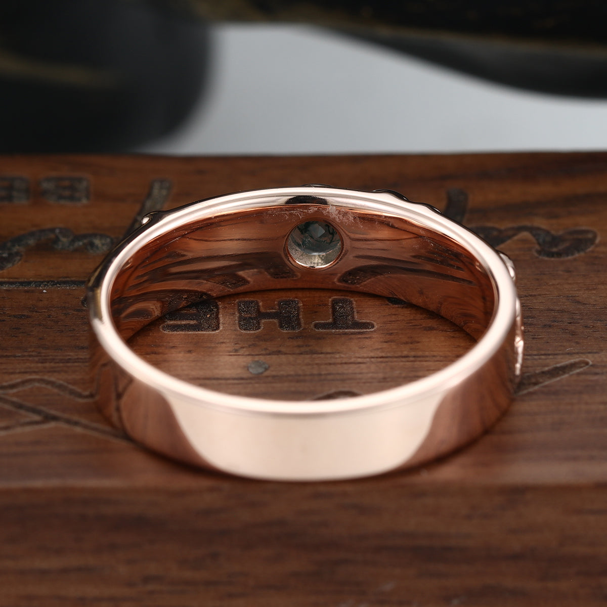 Luxury Men's Moss Agate Engagement Band - Solid gold men ring