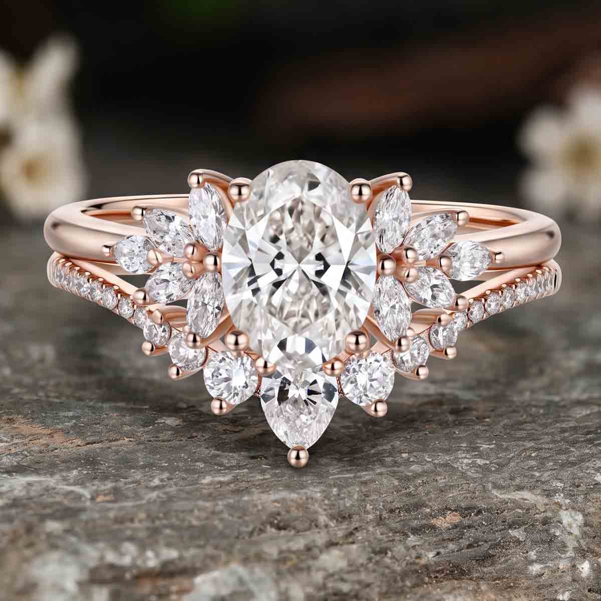 1.0CT~5.0CT Oval cut Lab grown Diamond Cluster Engagement Ring Set