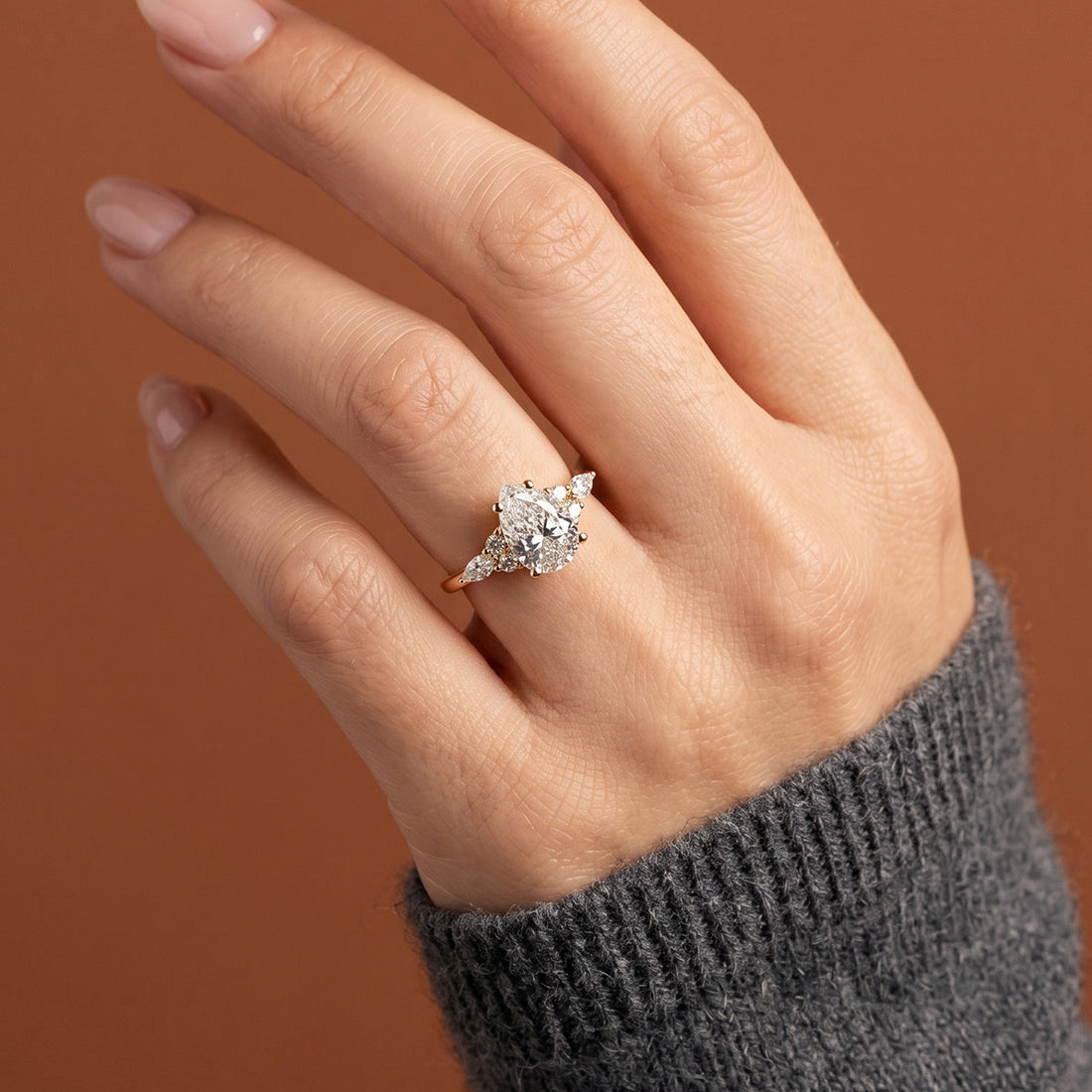 1.0CT~5.0ct Pear cut Lab grown Diamond Cluster Engagement Ring