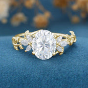 2.5-3.0Carat Natural Moissanite Oval cut cluster Engagement Ring