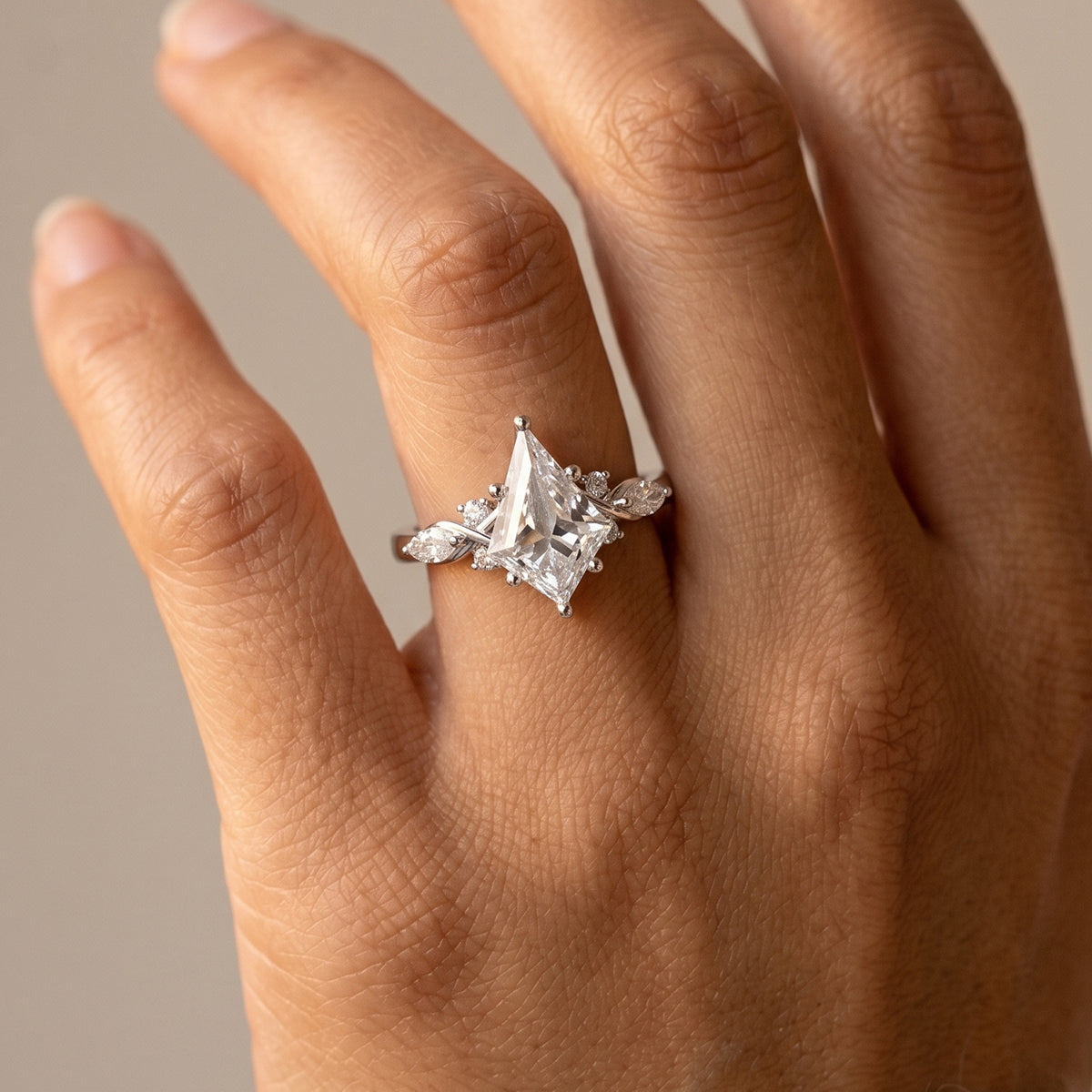 1.0CT~3.0CT Kite cut Lab grown Diamond Cluster Engagement Ring
