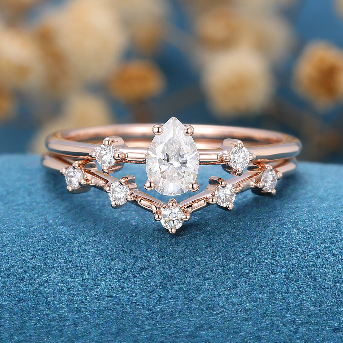 Pear cut Moissanite Engagement ring Bridal Set