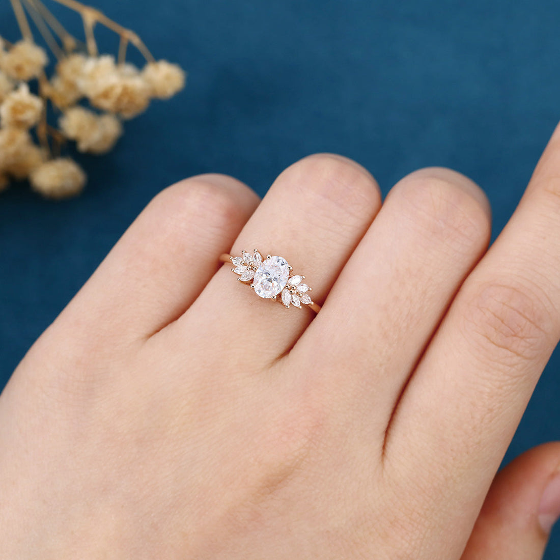 1.0Carat Oval cut Lab-Grown Diamond Engagement ring