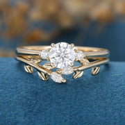 Round cut Moissanite Engagement ring Bridal Set