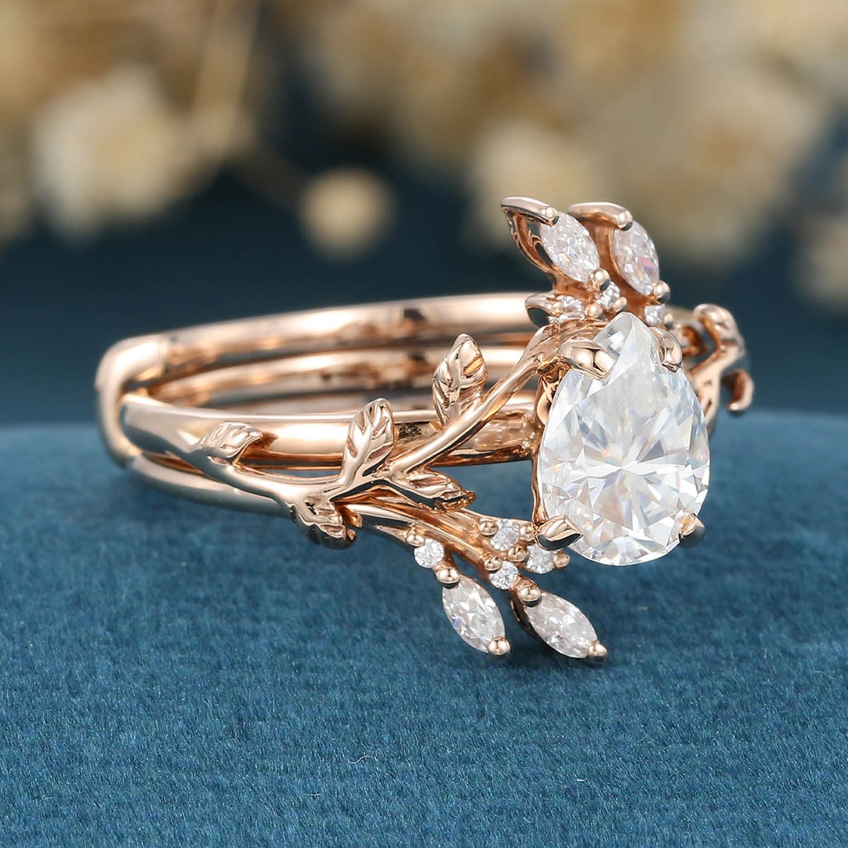 Nature Inspired Pear cut Moissanite Leaf Gold ring set