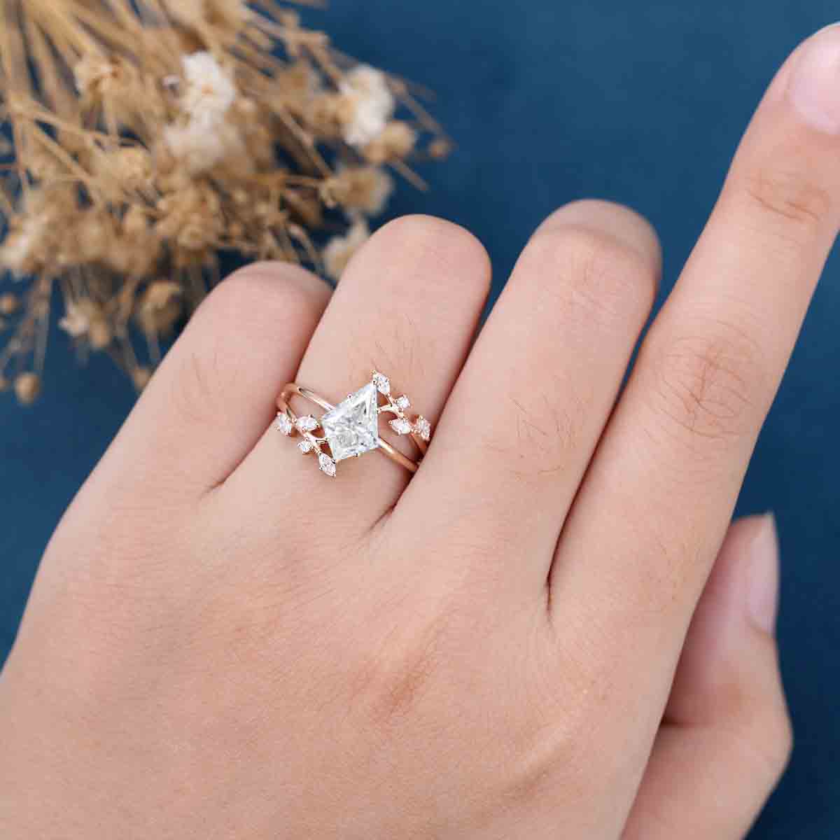 1.0CT~5.0CT Kite cut Cluster Lab Grown Diamond Engagement Ring