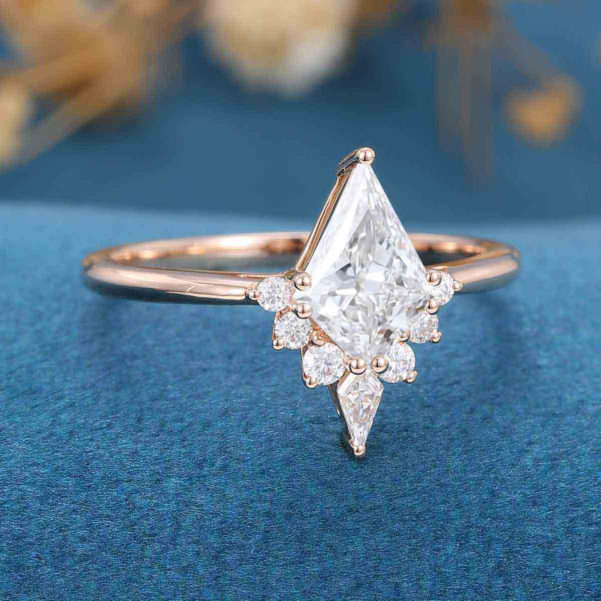 1.0CT~5.0CT Kite cut Lab Grown Diamond Halo Engagement Ring