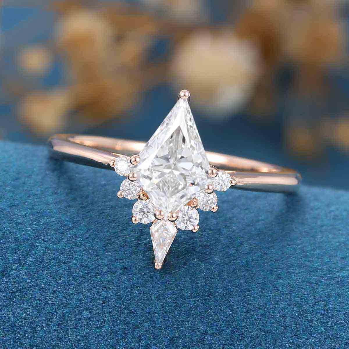 1.0CT~5.0CT Kite cut Lab Grown Diamond Halo Engagement Ring