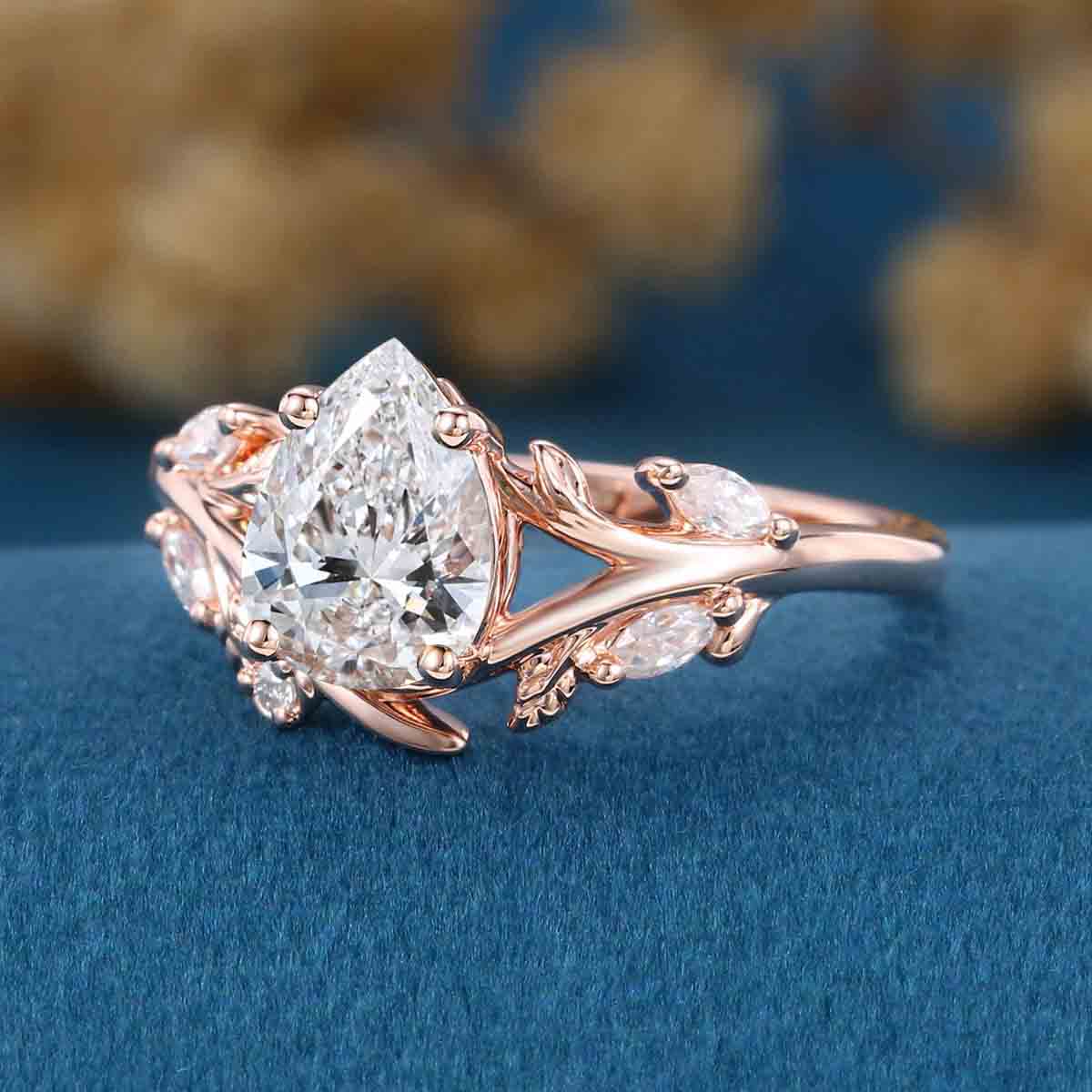 1.0CT~5.0CT Pear cut Lab Grown Diamond Engagement Ring