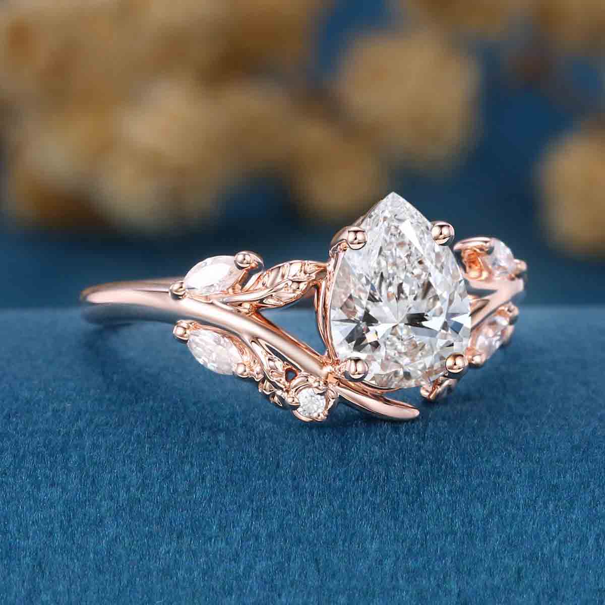 1.0CT~5.0CT Pear cut Lab Grown Diamond Engagement Ring