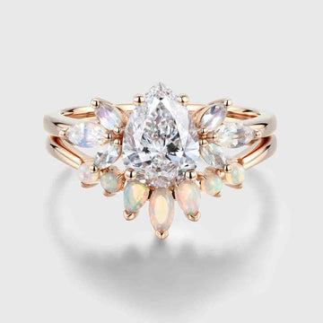 Pear cut Lab Grown Diamond Cluster Engagement Ring Bridal Set