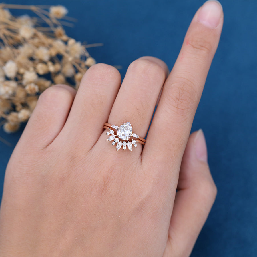 Pear Moissanite | Baguette Diamond Engagement ring Bridal Set 