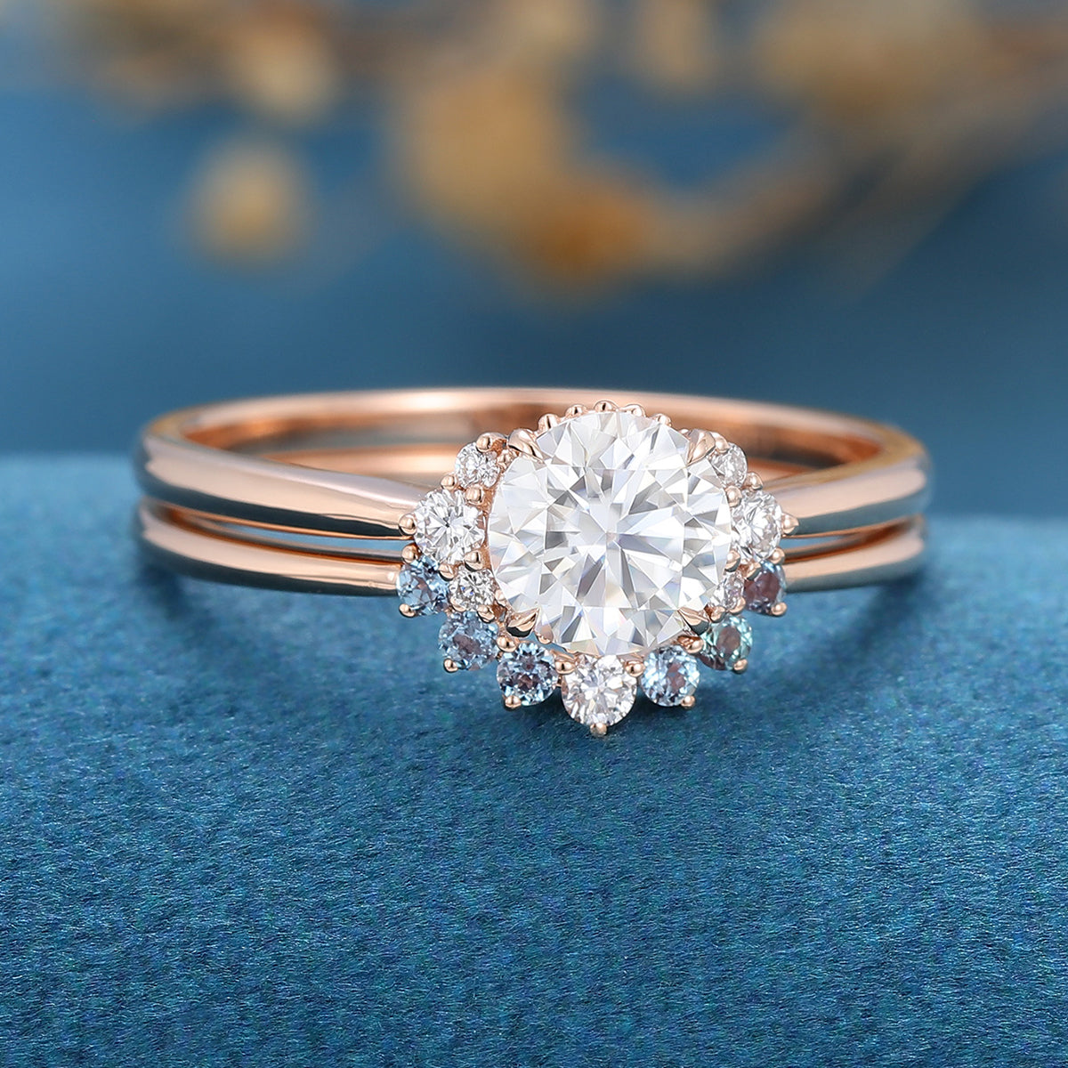 Round cut Moissanite Engagement ring Bridal Set 