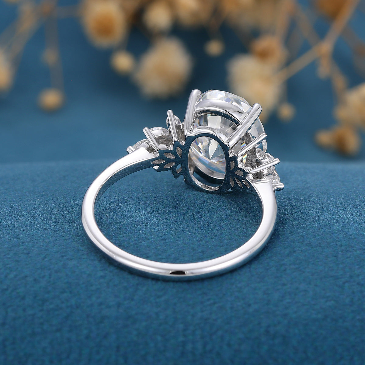 9*11mm Oval cut Moissanite Cluster Engagement ring 