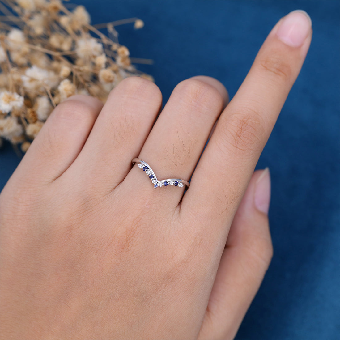 Natural Sapphire | Diamond Curved Wedding Band Ring