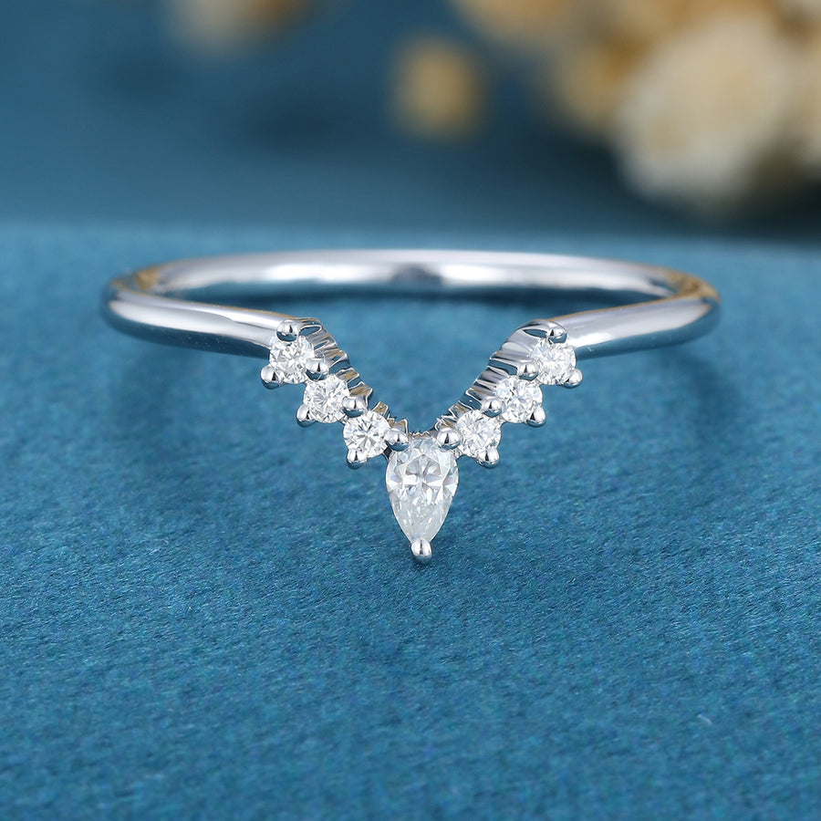 Pear shaped Moissanite | Diamond Curved Wedding Band Ring 
