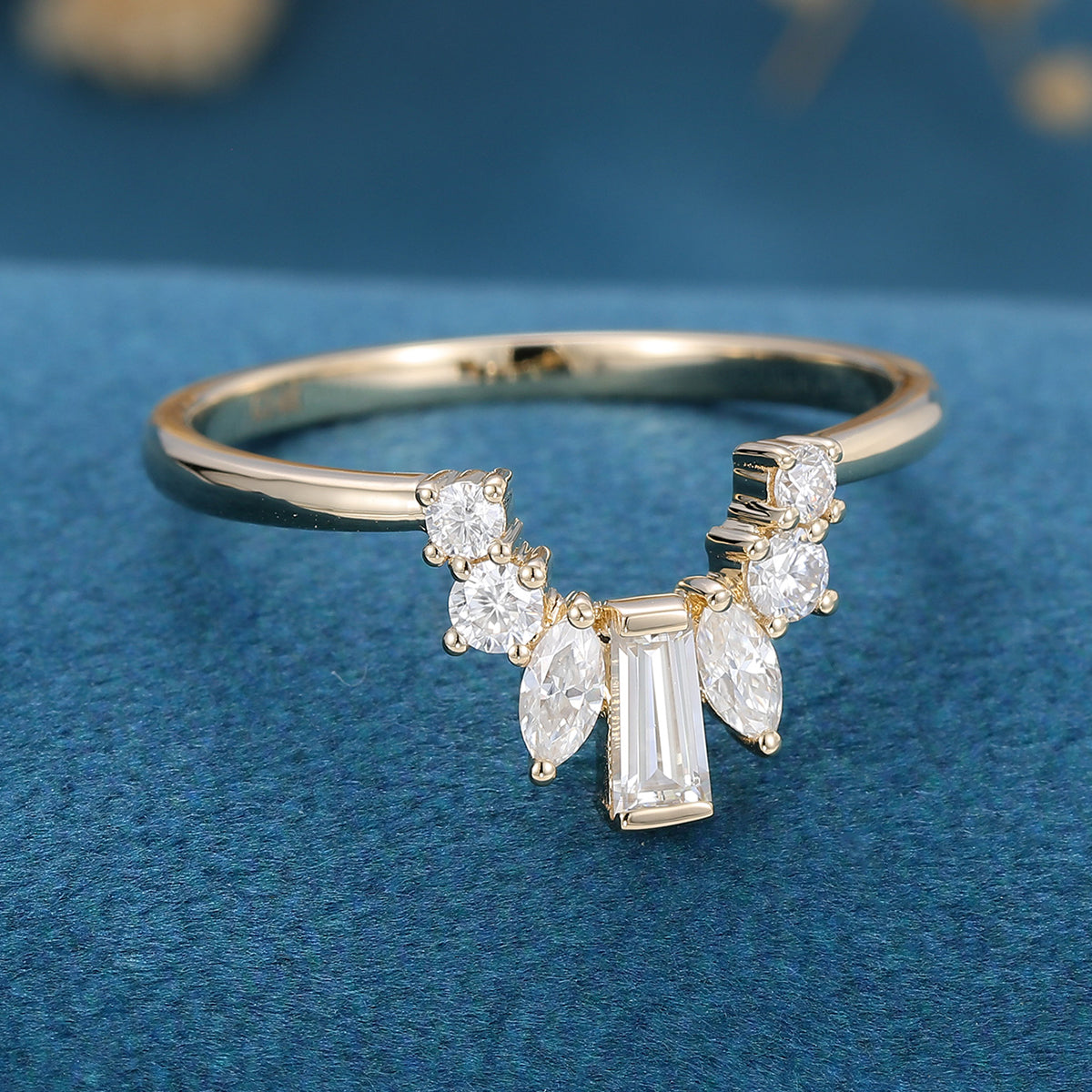 Baguette Moissanite Curved Wedding Band Ring 