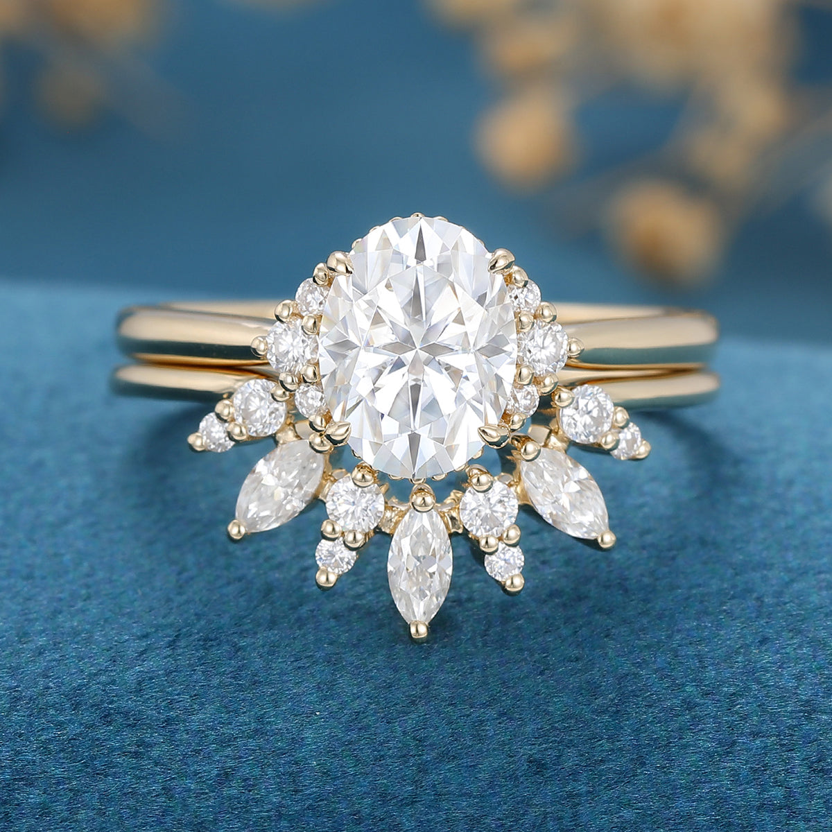 Oval cut Moissanite Engagement ring Bridal Set 