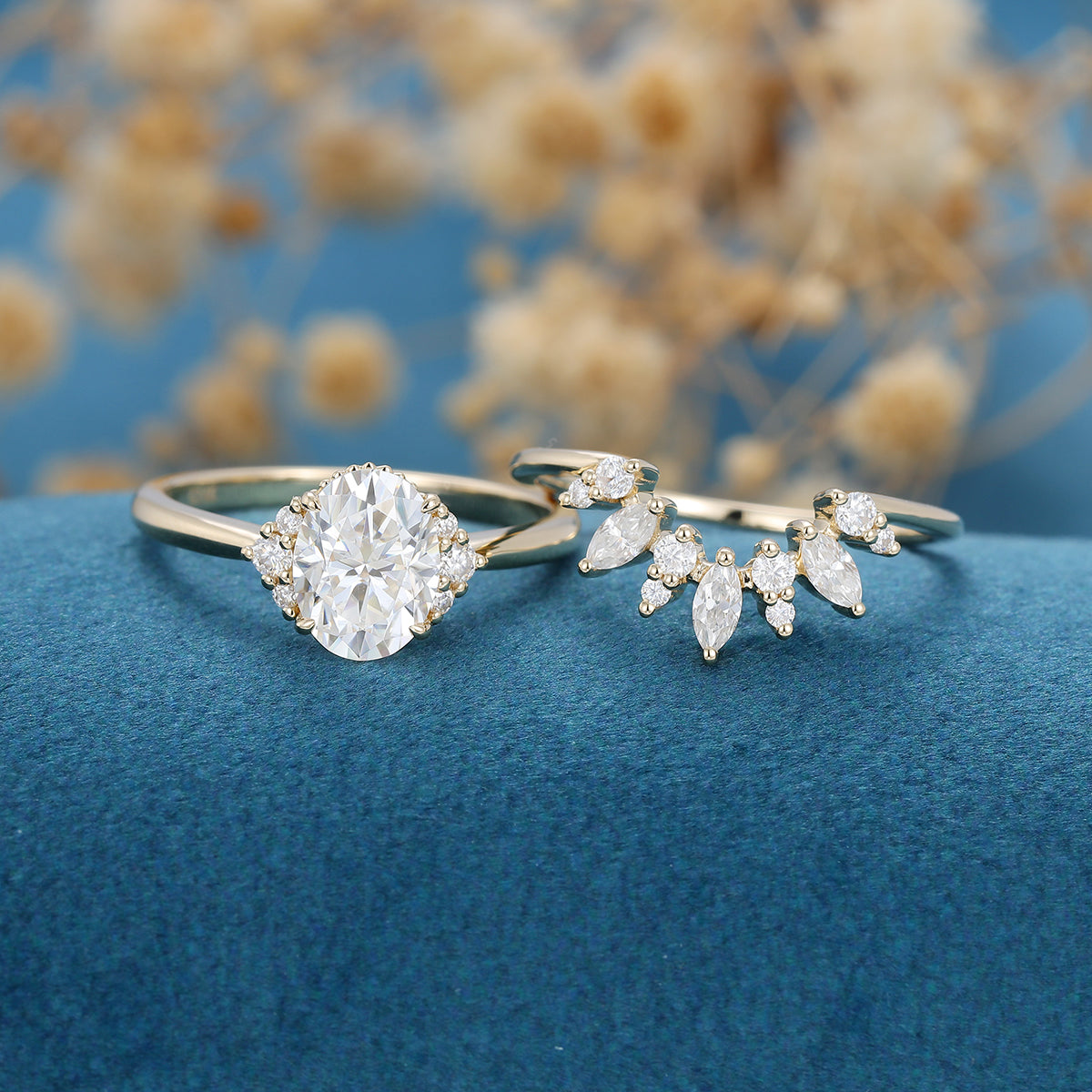 Oval cut Moissanite Engagement ring Bridal Set 