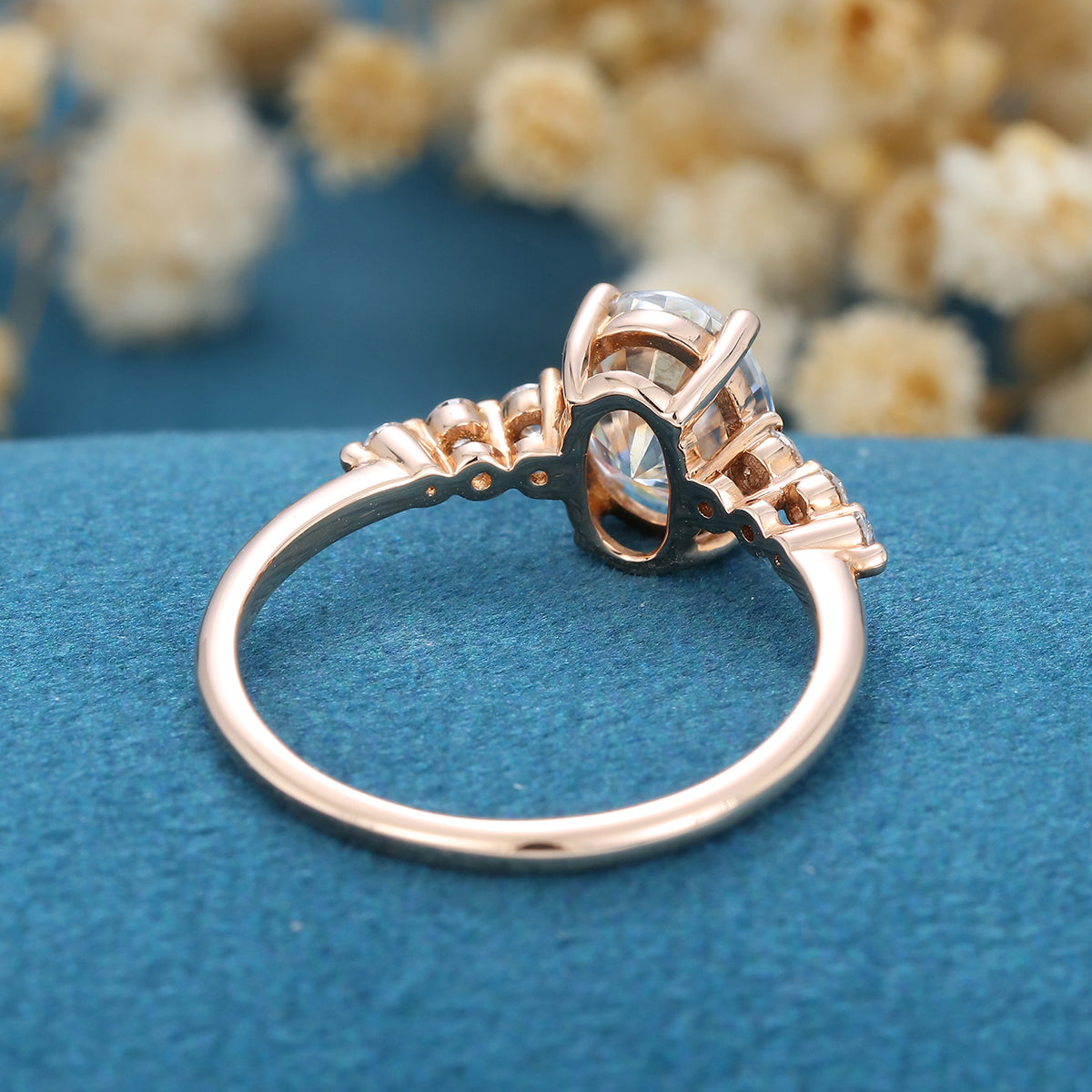 Oval cut Moissanite Engagement Ring 