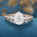 1.5 Carat Pear cut Moissanite Engagement ring Bridal Set 