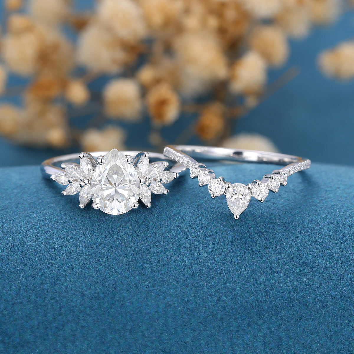 Pear Cut Moissanite Engagement ring Bridal Set 