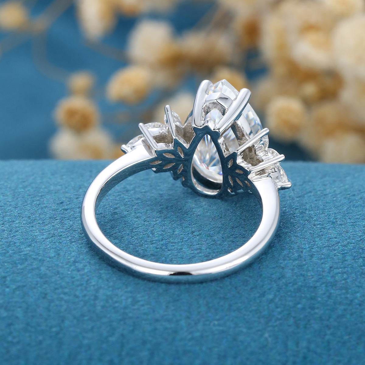8*12mm Pear Moissanite Cluster Engagement ring 