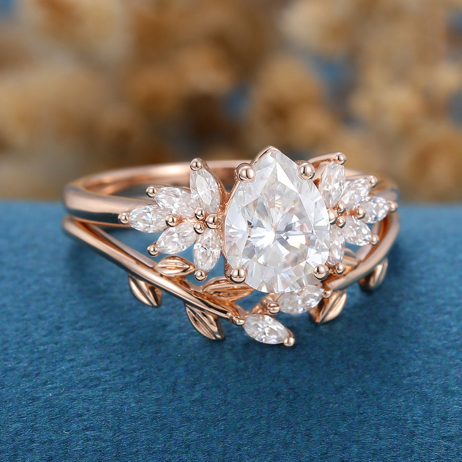 Pear Moissanite Cluster Engagement ring Bridal Set 