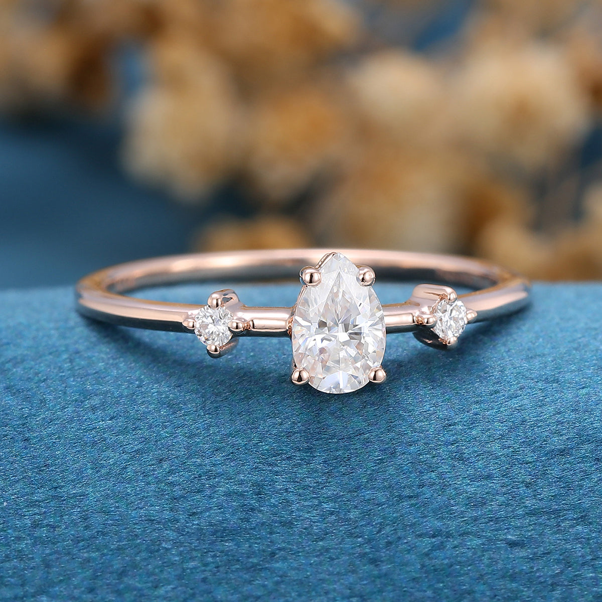 Pear cut Moissanite Engagement ring 