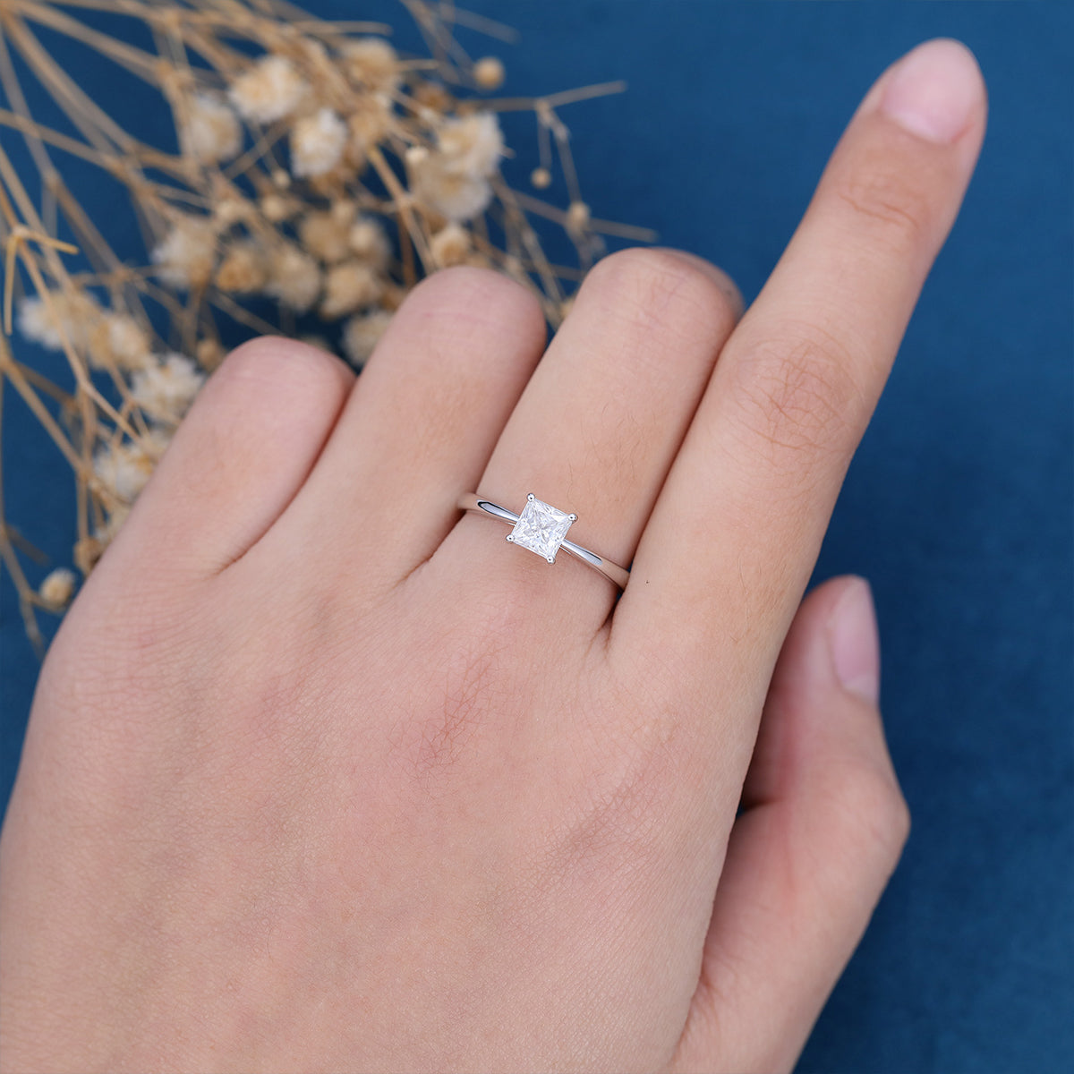 Princess cut Moissanite Solitaire Engagement ring 