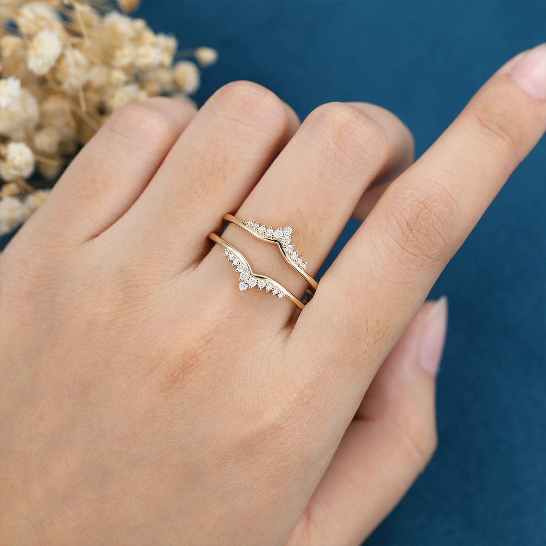 Double Diamond | Moissanite Curved Wedding Band Ring 