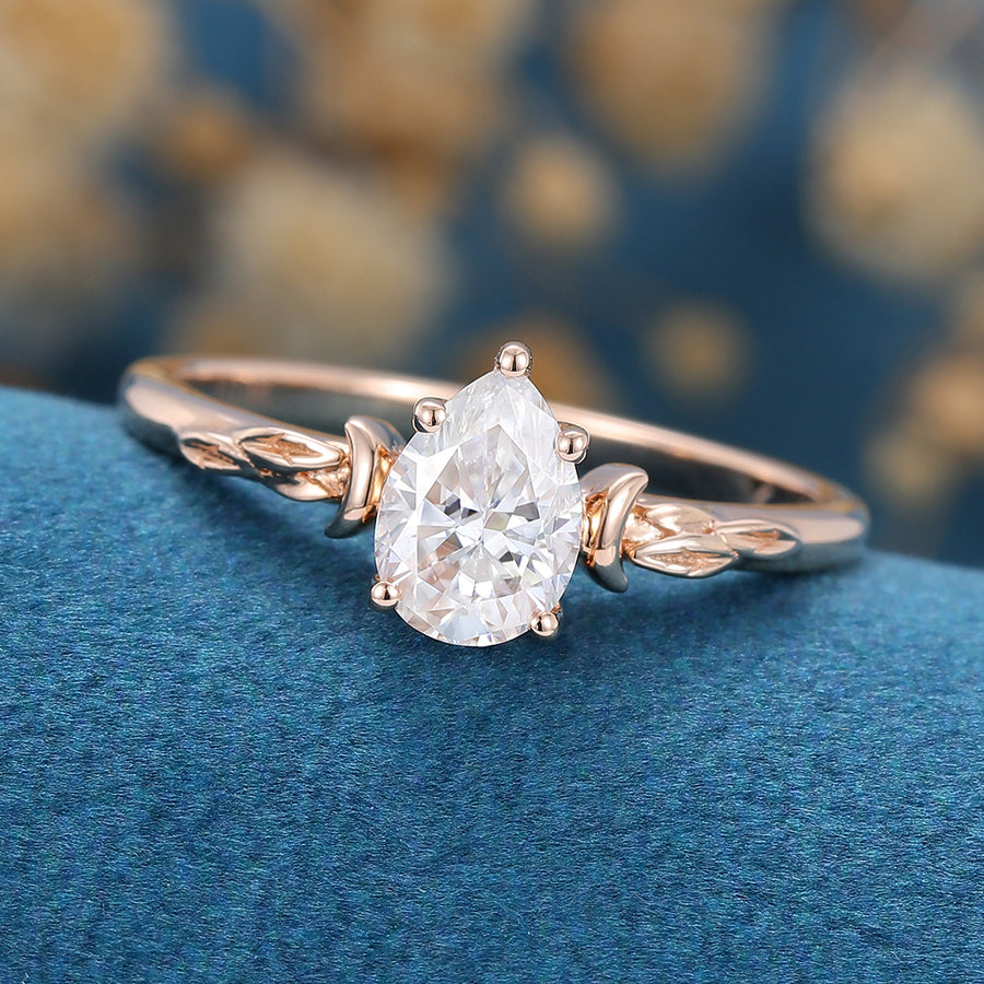 Pear cut Moissanite Solitaire Engagement Ring 