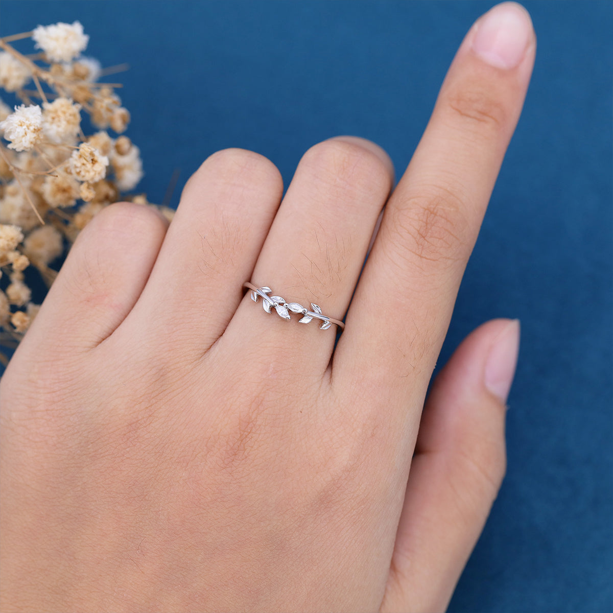 Marquise Cut Moissanite | diamond leaf Curved Wedding Band Ring 