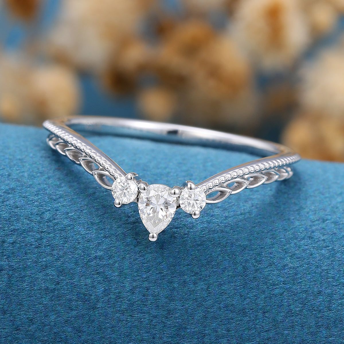 Pear shaped Curved Wedding Band Ring 
