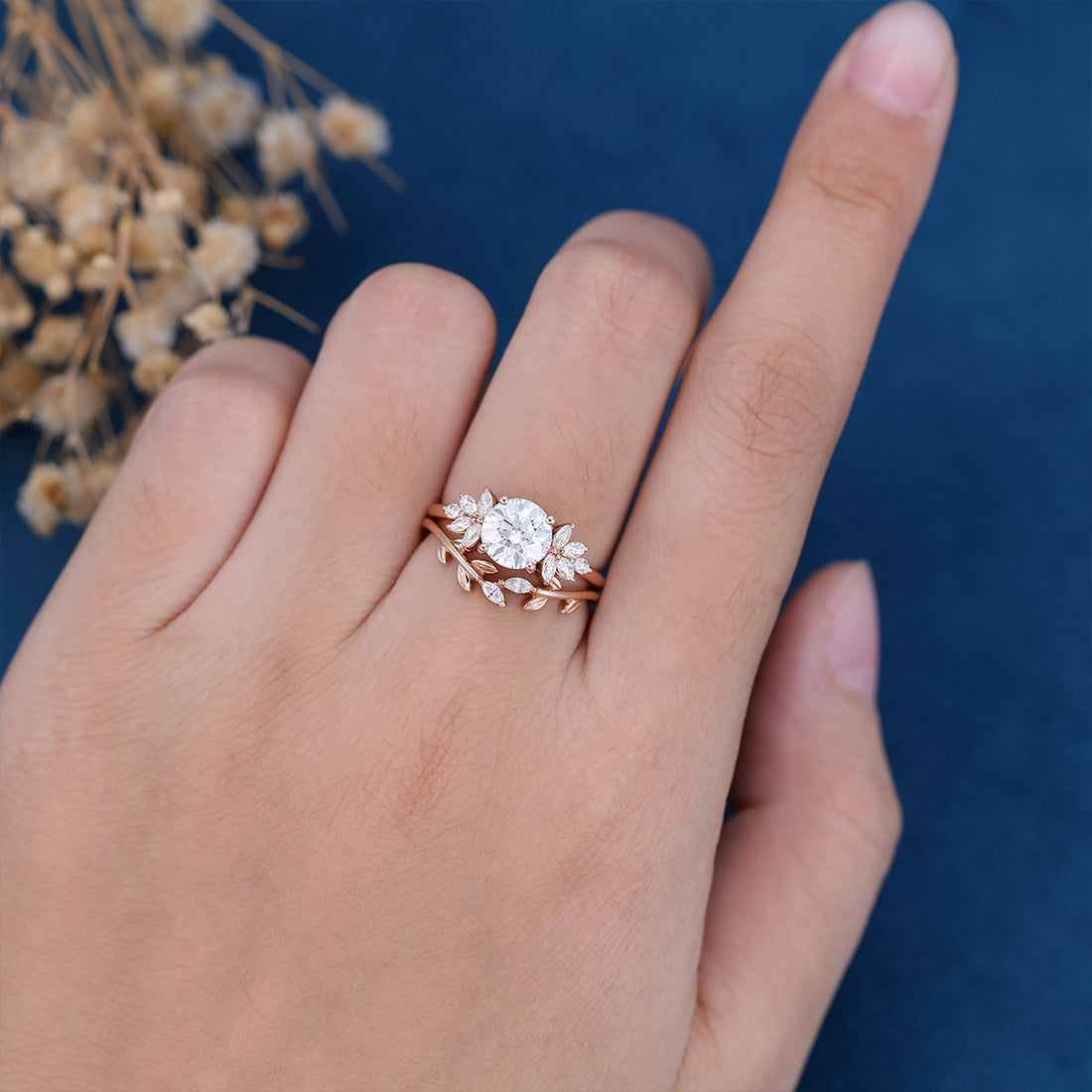 2PCS Round Moissanite Cluster Engagement ring Bridal Set